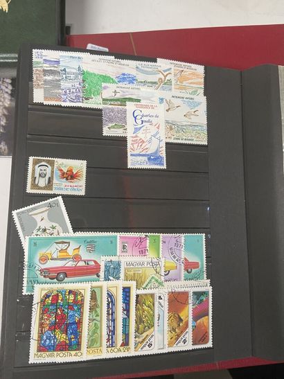 Monde : Timbres du Monde neufs et oblitérés...
