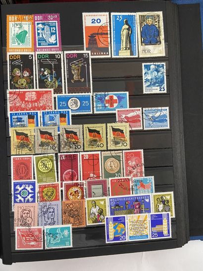 Monde : Timbres d'Europe et du Monde en majorité...