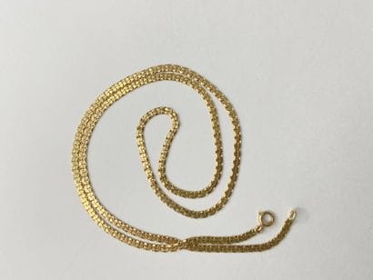 57 cm flat-stamped gold chain necklace, 12.94...