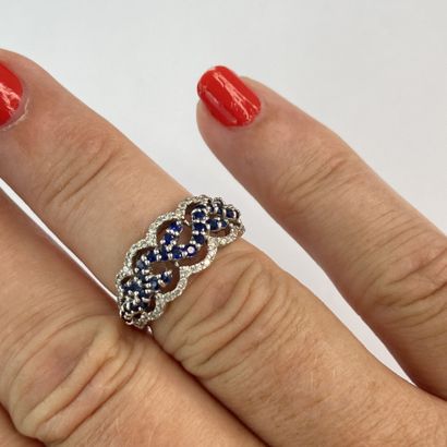 Bague or gris pavage pierres** bleues dgt...