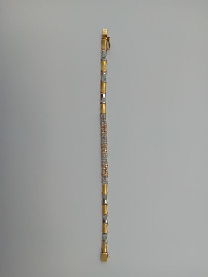 Gourmette et collier or pierres** (cassé)...