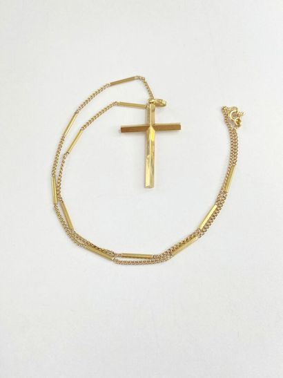 Collier et croix or C 6,77 gr