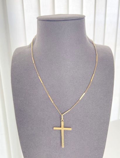 Collier et croix or C 6,77 gr