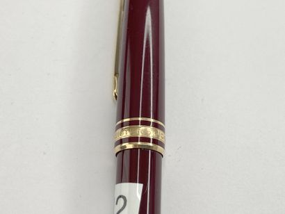Roller MontBlanc de couleur grenat