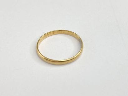 Gold wedding band, size 69 AC, 3.38 g