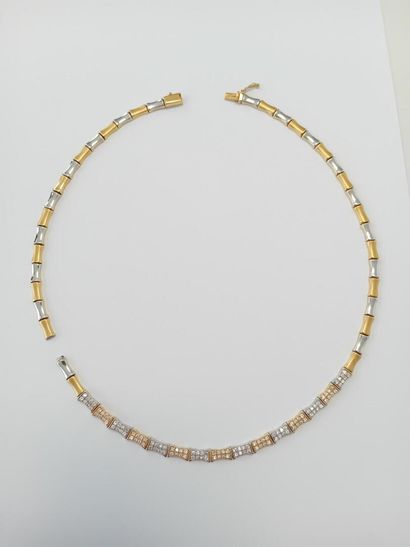Gourmette et collier or pierres** (cassé)...
