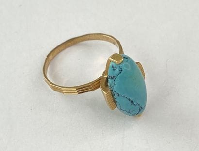 Bague or pierre** bleue ovale dgt 53 C 3,23...