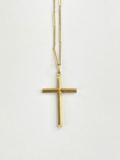 Collier et croix or C 6,77 gr