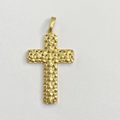 Croix or ajouré AC 4,76 gr