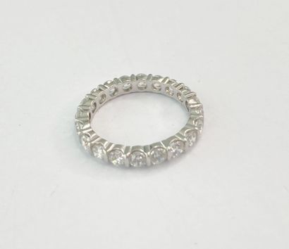 White Gold Alliance Ring with Stones**, size...