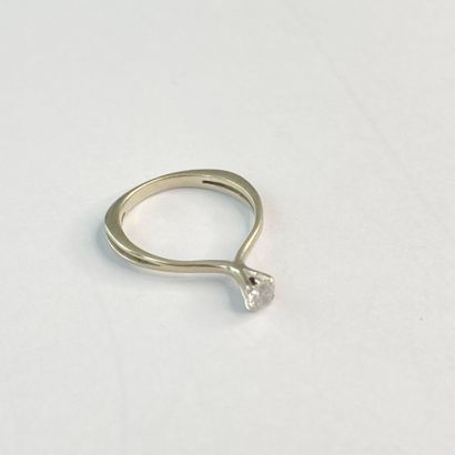 Bague or gris diamant dgt 48 C 1,78 gr