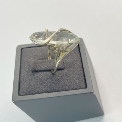 Bague or gris pierre** blanche ovale dgt...