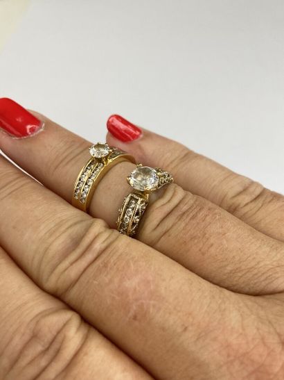 2 gold rings with gemstones**, size 54, 6.46...