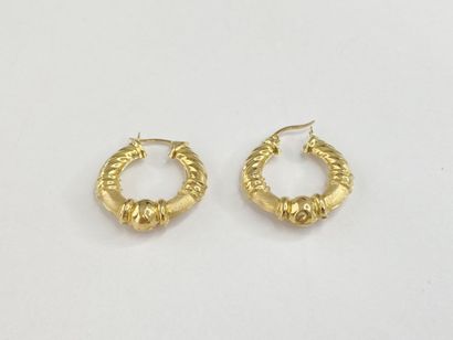 Paire de créoles or C 2,61 gr