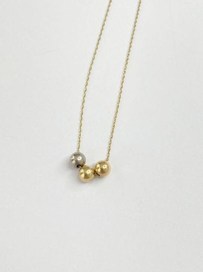 Necklace with 3 gold beads, 1.41 g