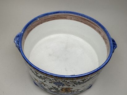 GIEN.
Large polychrome earthenware planter...