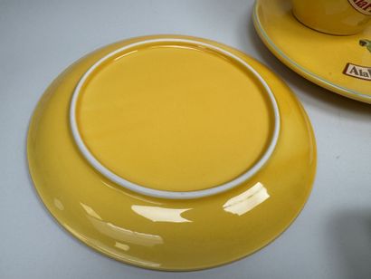 Set includes:
- JARS France.
