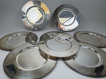 RAVINET D'ENFERT and others.
Eight round...