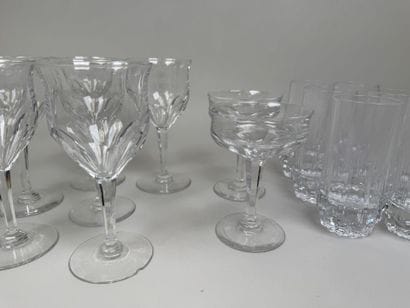 Crystal and glass set including:
- 7 stemmed...