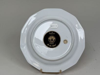 ROSENTHAL - VERSACE.
Modèle 