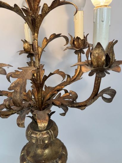 Pied de lampe en bois et métal doré à cinq...