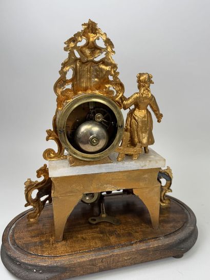 ANGLADE JEUNE à Tours.
Pendule en régule...