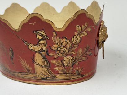 Rafraichissoir en tôle laqué polychrome et...