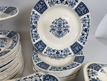GIEN.
A large set of blue-and-white earthenware...