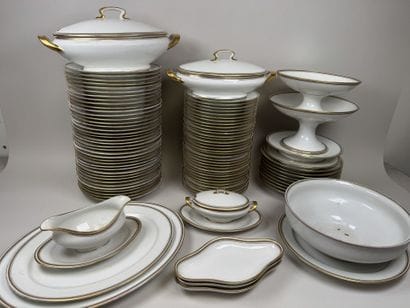 William GUERIN & Co. in Limoges.
Extensive...