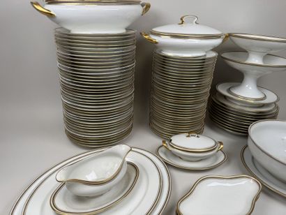 William GUERIN & Co. in Limoges.
Extensive...