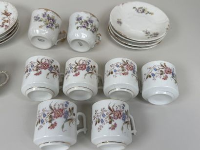 A set of polychrome and gold porcelain consisting...