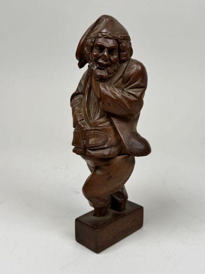 ART POPULAIRE.
Casse-noix en bois sculpté...