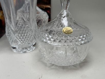 CRISTAL D'ARQUES.
Set of 4 cut crystal pieces,...