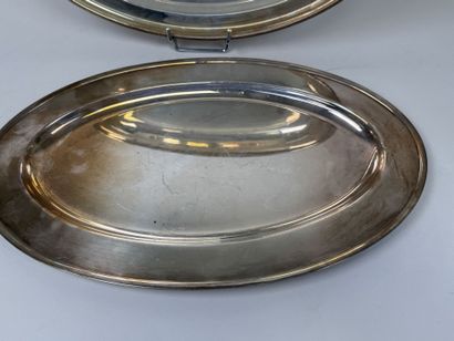 Silver plated set including:
- RAVINET D'ENFERT.
Oval...
