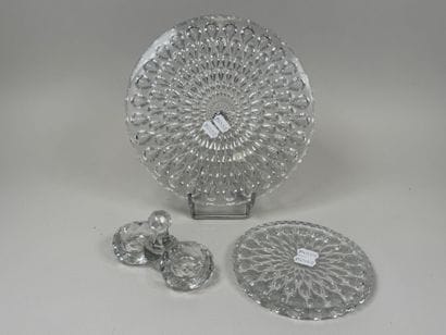 BACCARAT.
Waterdrop pattern.
Circular crystal...