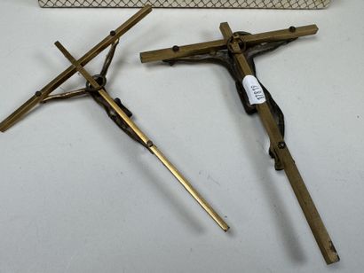 Nécessaire de baptême en métal argenté comprenant...