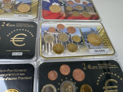 12 coffrets numismatique de pièces en Euro...