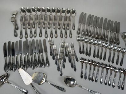Partie de ménagère en métal argenté, modèle...