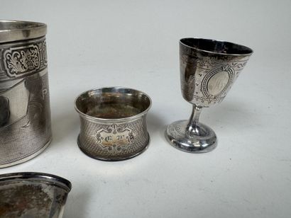 Lot en argent 950/1000, poinçon Minerve,...