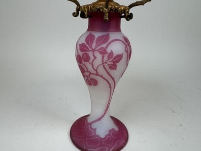 Pied de lampe en verre multicouches dégagé...