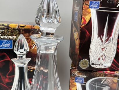 CRISTAL D'ARQUES.
Set of 4 cut crystal pieces,...