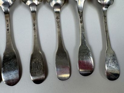 Ensemble de 6 fourchettes et 6 cuillères...