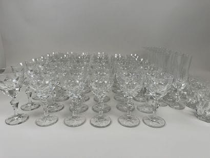 VILLEROY & BOCH.
Crystal glassware set consisting...
