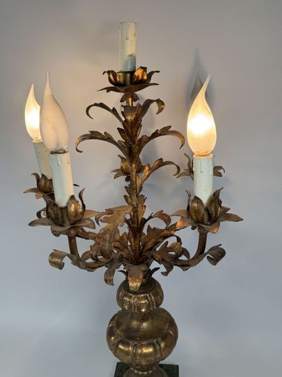 Pied de lampe en bois et métal doré à cinq...