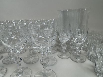 VILLEROY & BOCH.
Crystal glassware set consisting...