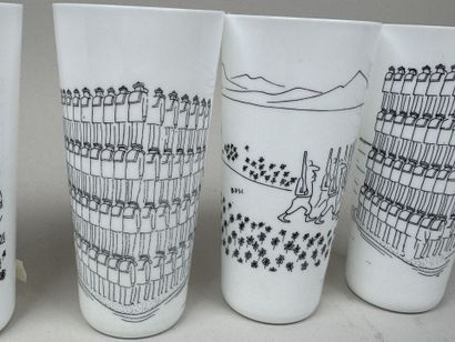 ORWAL
Série de 5 verres à orangeade en verre...