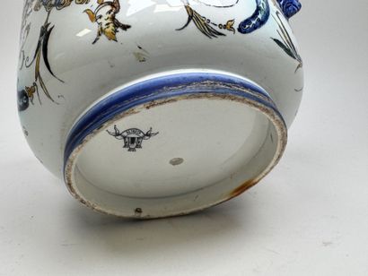 GIEN.
Polychrome earthenware planter on a...