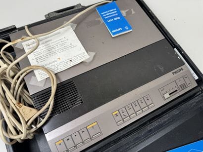 PHILIPS answering machine in its original...