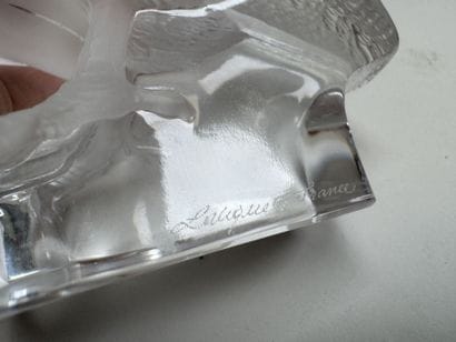 LALIQUE France.
Partridge.
Molded, pressed,...