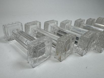 Set of 12 knife rests made of molded and...